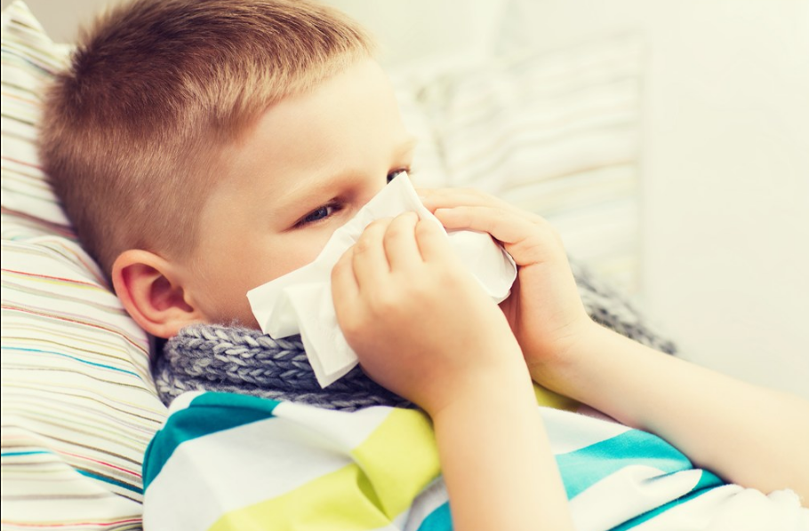 孩子一直有鼻涕是什么情况 如何给孩子清理鼻涕