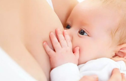 哺乳期堵奶怎么预防 堵奶的预防和处理