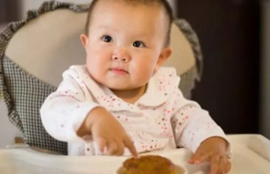 婴儿月饼可以多吃吗 宝宝吃月饼不消化怎么办