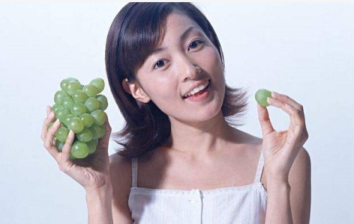 中秋节为什么要吃葡萄 中秋节吃葡萄代表什么