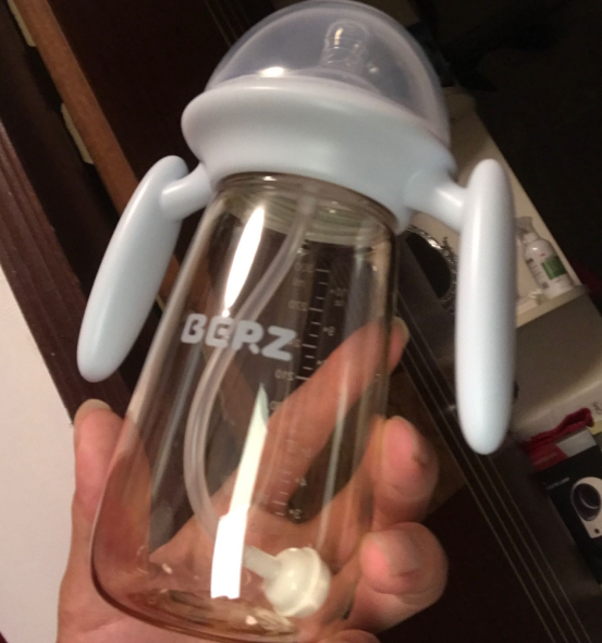 BERZ婴儿奶瓶防胀气吗 BERZ婴儿奶瓶使用感受