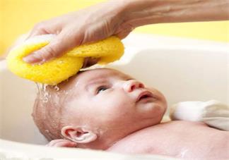孩子头上长乳痂是缺乏维生素B2吗 怎么预防孩子长乳痂