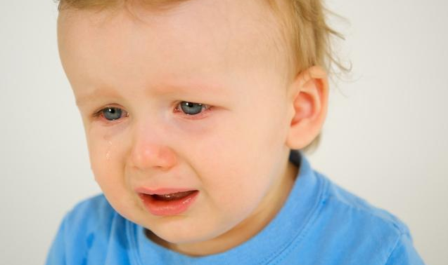 孩子急性喉炎和喉咙发炎是一回事吗 孩子得了急性喉炎有什么危害