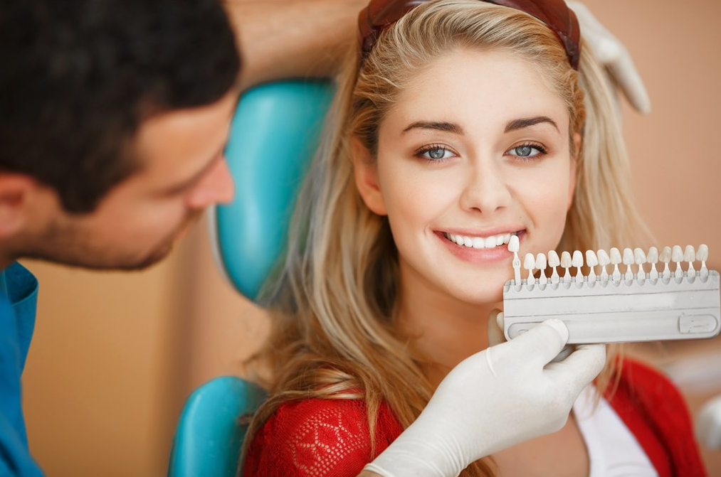 洗牙后牙缝变大是牙医院洗牙导致的吗 洗牙后牙龈出血正常吗