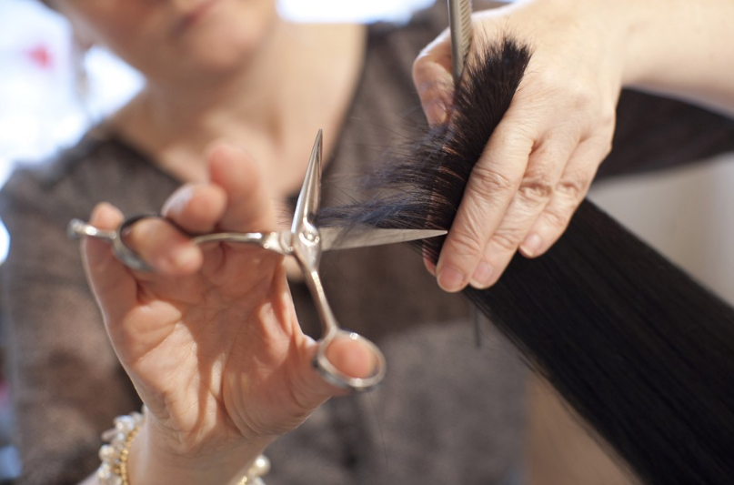 发质受损的头发有什么护理的方法 受损发质怎么修复它
