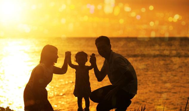 为什么父亲对女儿影响更大 爸爸的行为会对女儿产生哪些影响