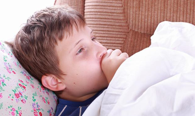 怎么区分小孩感冒和肺炎 哪些小孩容易患肺炎