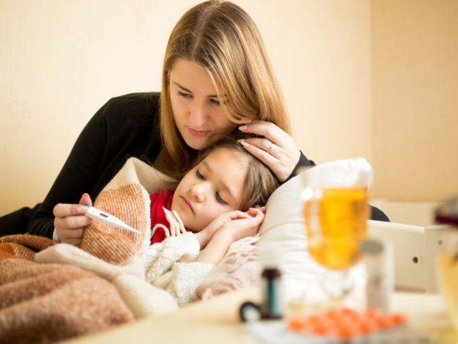 孩子感冒要不要送医院，小儿感冒会带来哪些严重的并发症