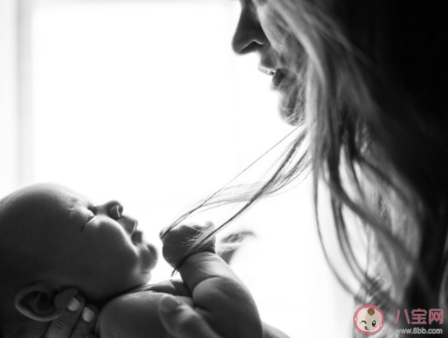 怀孕期间吃什么对胎儿头发有好处 怀孕孕妈妈怎么吃宝宝头发多