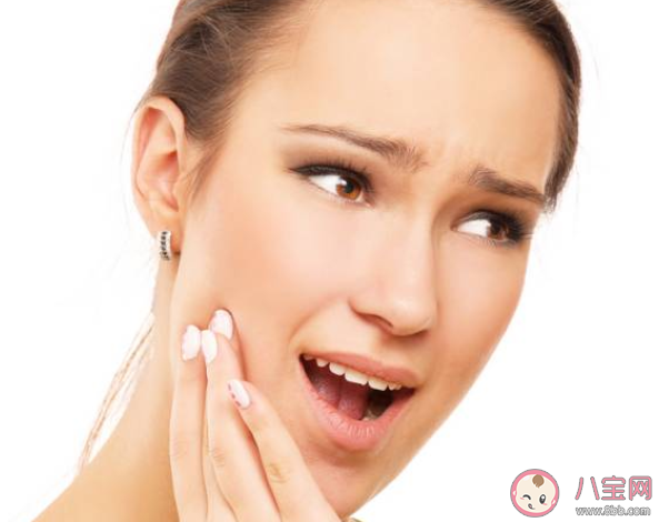 牙齿很敏感是什么原因导致的 牙齿敏敏感要怎么护理
