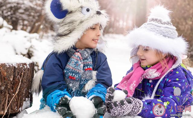 宝宝冬季运动有什么好处 冬季适合带孩子做什么运动