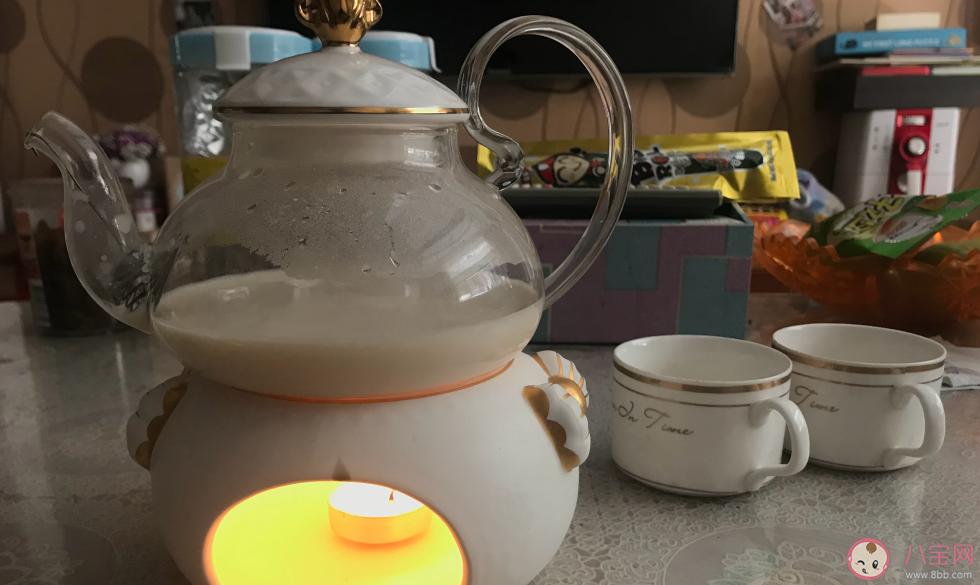 在家做奶茶心情句子 自制奶茶发表说说心情