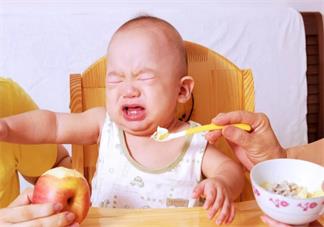 孩子不想吃饭是怎么回事 孩子不想吃饭是不是生病了