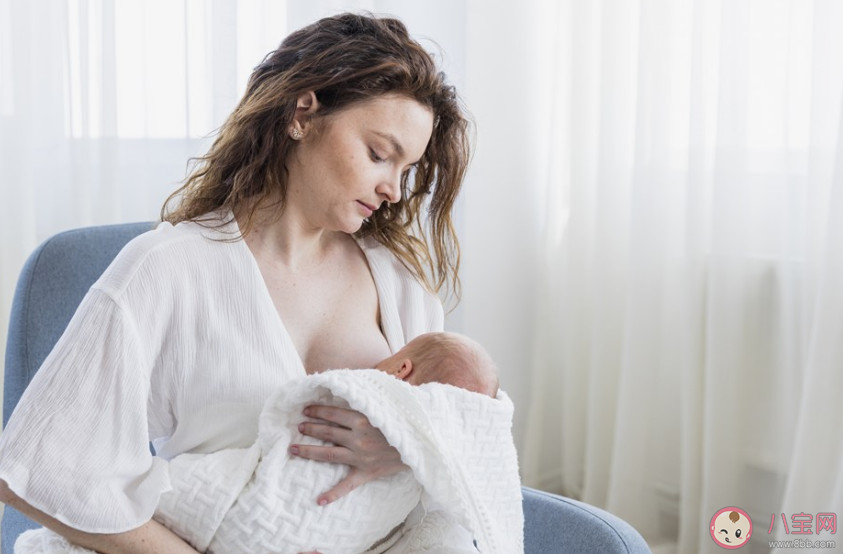 喂奶时总被宝宝咬是怎么回事 喂奶如何防止乳房被咬伤