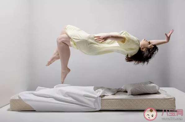睡前影响睡眠的哪些不良习惯要避免 睡前影响睡眠的不良习惯