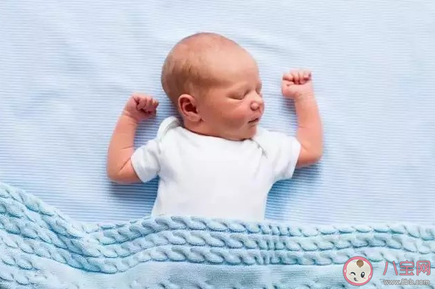 宝宝睡觉打呼噜是因为枕头吗 宝宝睡觉不好跟枕头有关吗