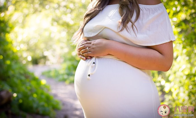 孕期乳晕颜色变深产后能恢复吗 怀孕初期乳头痒怎么办