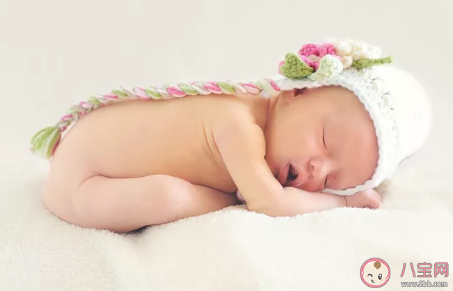 宝宝应该怎么睡才安全 宝宝睡觉要注意这些安全隐患
