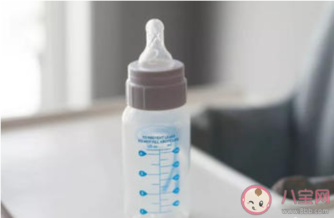 婴儿奶瓶|婴儿奶瓶用清洁剂冲洗安全吗天天用奶瓶清洗剂有害吗