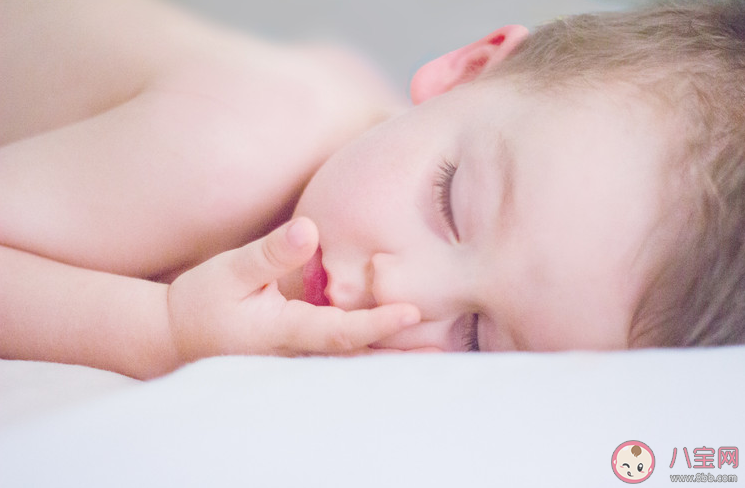 孩子睡觉有什么表现是缺乏安全感 哪些睡觉行为是孩子缺乏安全感