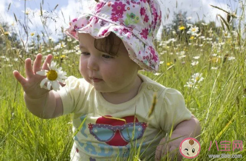 宝宝不长个和奶粉有关系吗 影响宝宝身高的因素