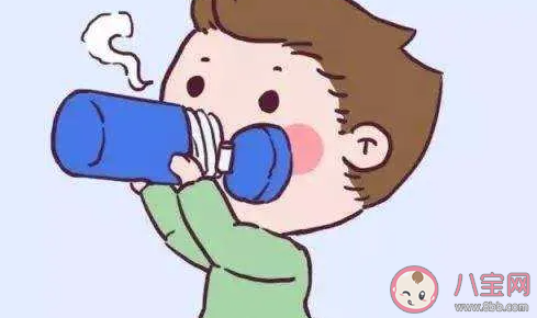 孩子夏天喝水的正确做法 什么时候该喝水了