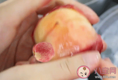 水蜜桃|水蜜桃完美去皮方法 水蜜桃要去皮吃吗