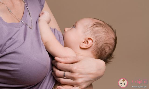 孩子总喜欢摸妈妈乳房会养成坏习惯吗 喜欢摸妈妈的乳房的背后原因