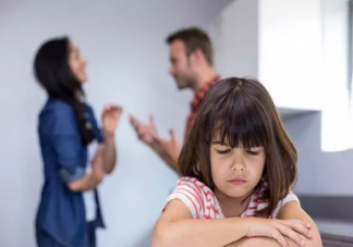 家庭暴力对孩子会有哪方面的影响 家庭暴力的四种类型