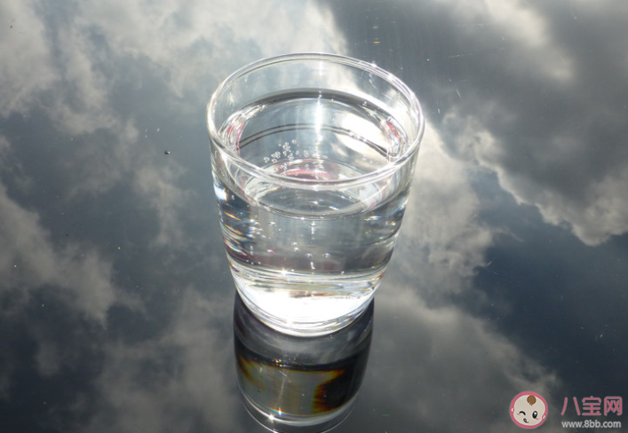 喝苏打水能减肥吗 苏打水怎么喝有益身体健康