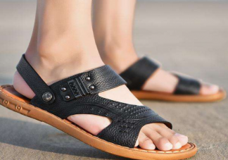 夏季凉鞋变臭了怎么办 为什么你的脚穿凉鞋会变臭