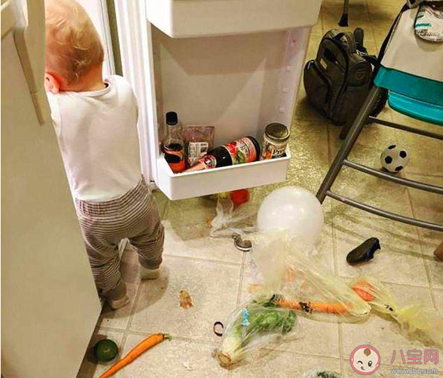 宝宝翻箱倒柜有哪些好处 孩子爱翻箱倒柜应该怎么办