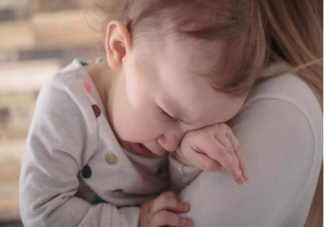 怎么应对爱装哭的戏精宝宝 孩子为什么会假哭