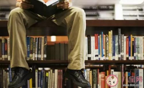 为什么图书馆不能穿拖鞋 带孩子去图书馆做什么