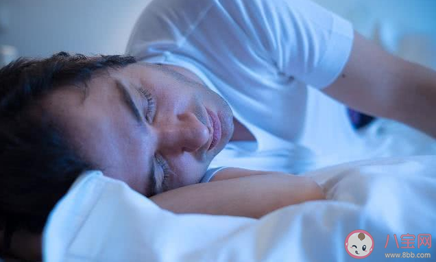 关于睡前的11个坏习惯 睡前不应该做哪些事情