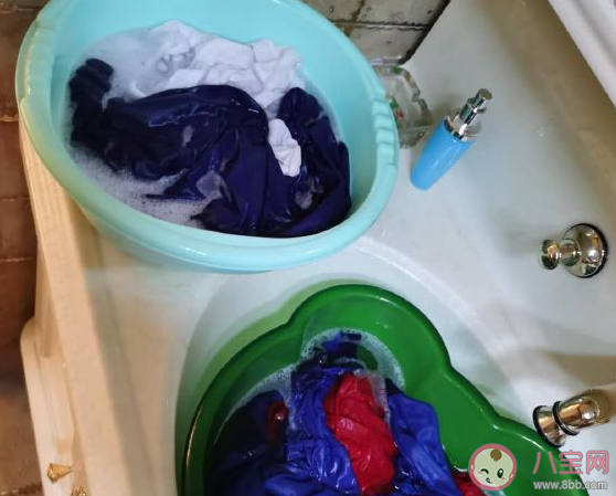 孩子自己洗衣服的朋友圈说说 孩子自己洗衣服的感言感慨。