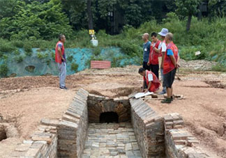 广州一中学发现125座古墓是怎么回事 被发现古墓是哪个朝代的