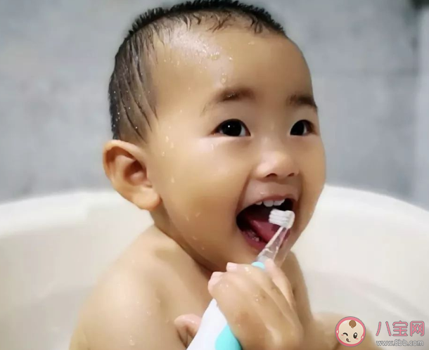 长牙/换牙阶段可以用电动牙刷吗 怎样让刷牙充满乐趣