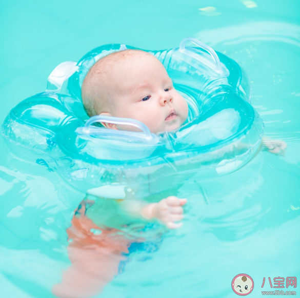 婴儿游泳有什么危险因素 什么体质宝宝不适合游泳