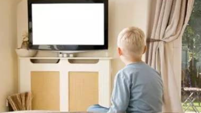 1岁半宝宝能看电视吗 看电视要注意哪些问题