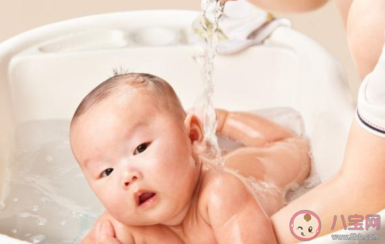 冬季孩子几天洗一次大澡合适 冬天怎么给孩子洗澡