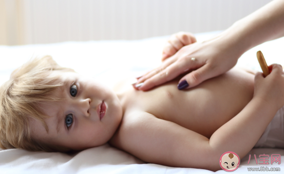 婴儿抑菌霜不能含有哪些成分 如何判断宝宝抑菌霜是否含有激素
