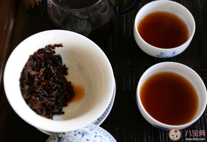 普洱生茶和熟茶怎么区分 普洱茶是生茶好喝还是熟茶好喝