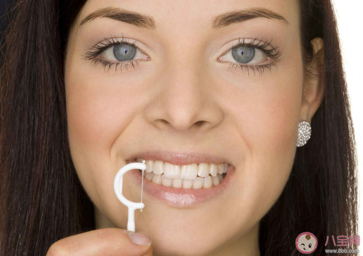 牙线棒可以重复使用吗 塞牙是用牙线棒还是牙签好