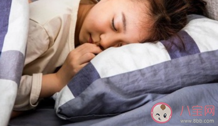 正确的睡够睡眠周期是怎样的 如何保证好的睡眠质量
