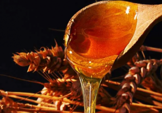 蜂蜜喝多了会导致糖尿病吗 蜂蜜有酸味是坏了吗