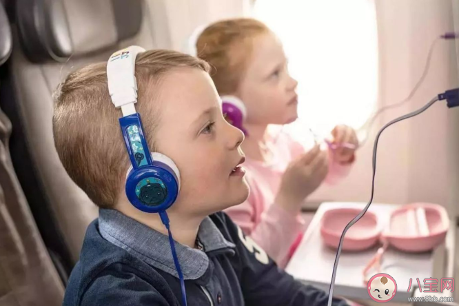孩子多大能戴耳机 孩子戴耳机注意事项