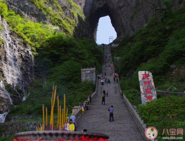 重庆|重庆4500度悬崖旋转楼梯在哪 值得一去的楼梯景点有哪些