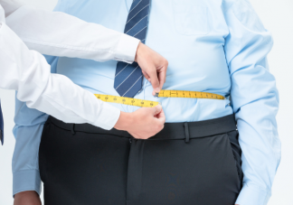 男人发福哪个部位可能会先胖起来 中年男性如何科学管理身材