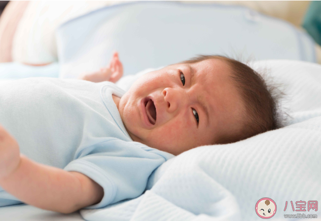 5个月宝宝喉咙发炎怎么办 宝宝喉咙发炎原因